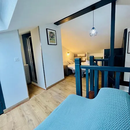 Comme A La Maison Avec Terrasse
