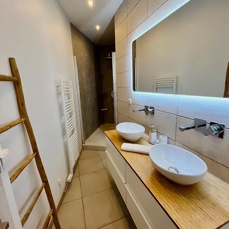 Comme A La Maison Avec Terrasse Дом отдыха *